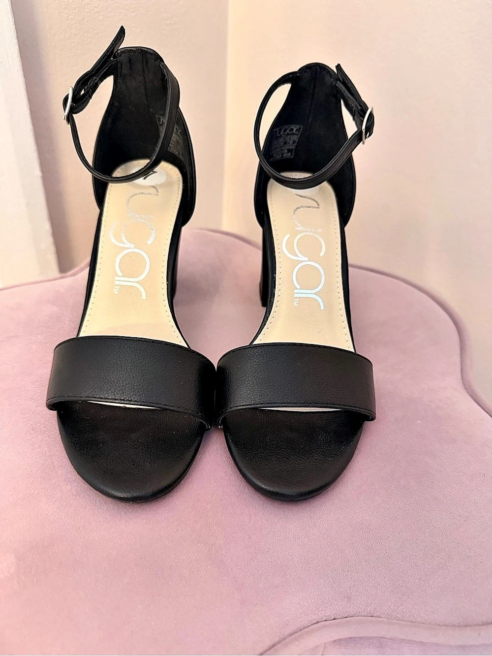 Black Ankle Strap Heels Size 7 Like New